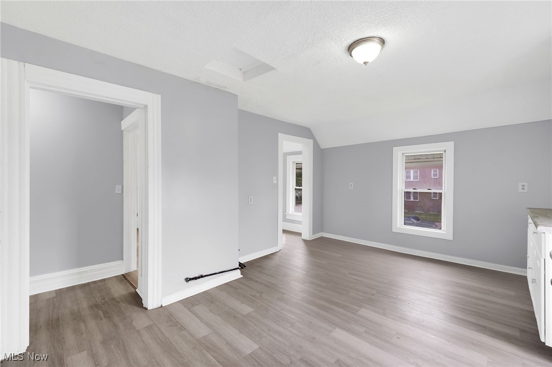 2056 W 95th Street