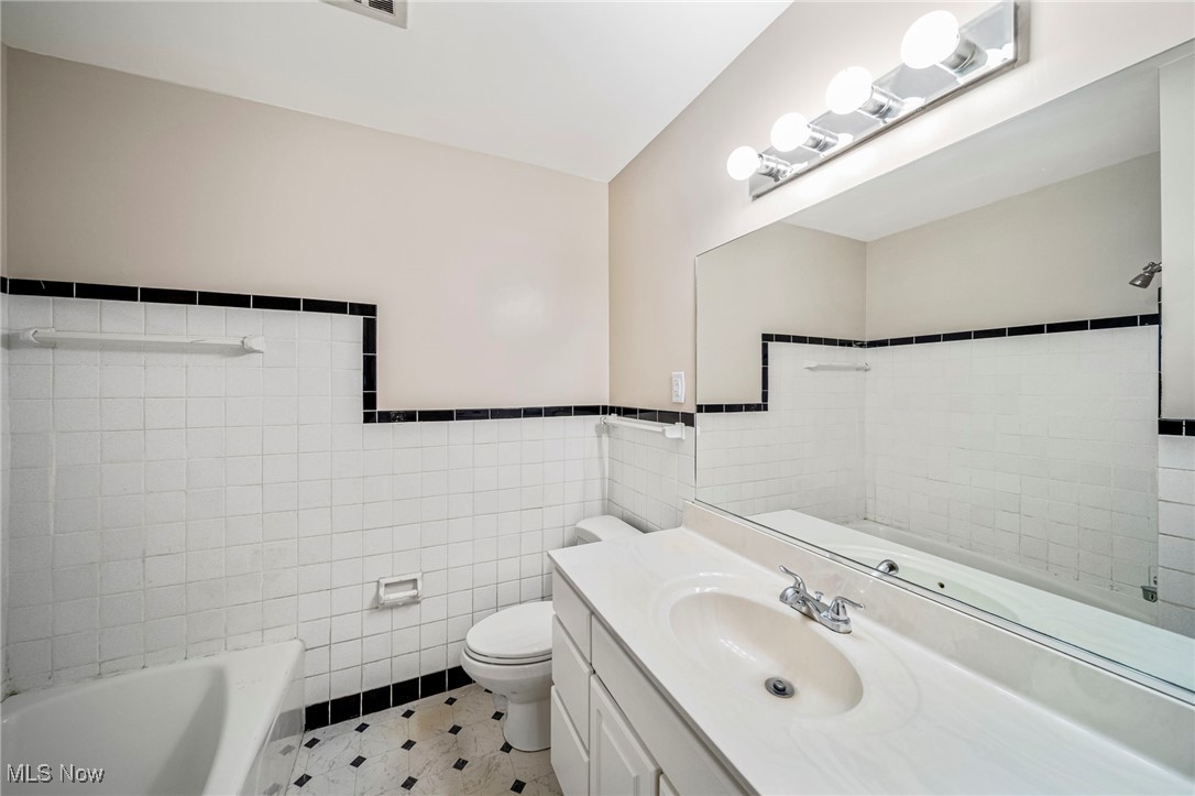 976 Bryn Mawr Avenue, Wickliffe, Ohio image 20