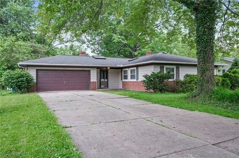 28521 Aspen Drive North Olmsted OH 44070