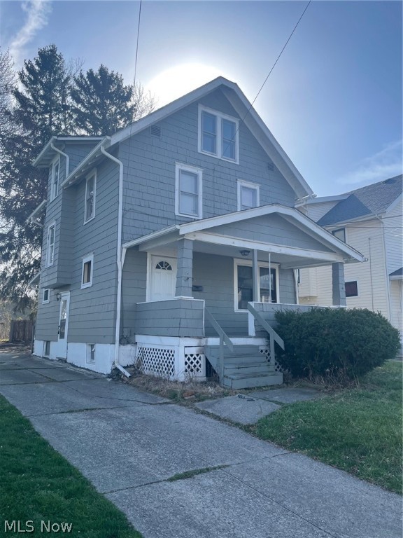 Affordable in North Hill, this 3 bedroom with walk-up attic offers lots of space. Formal dining room and full basement with lots of potential. Off street parking, full sun back yard and full from porch offers a ideal location.