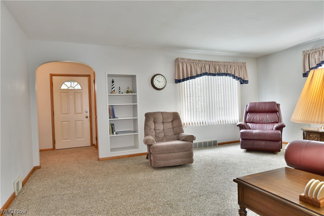 Eastland Avenue&Catalpa Street - Residential