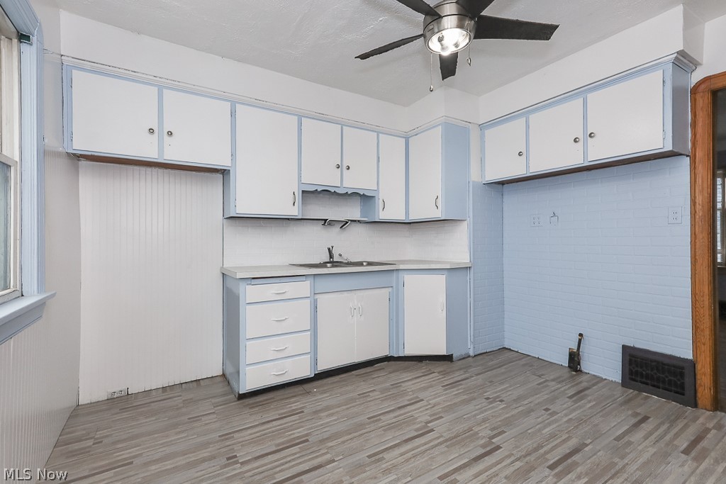 Park Estates Cos Turney Hlnds Su - Residential