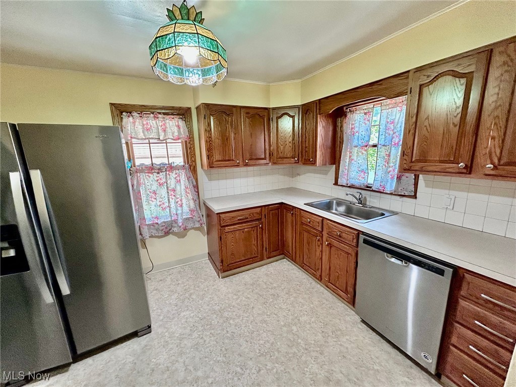 104 Sunnycliff Drive, Euclid, Ohio image 5