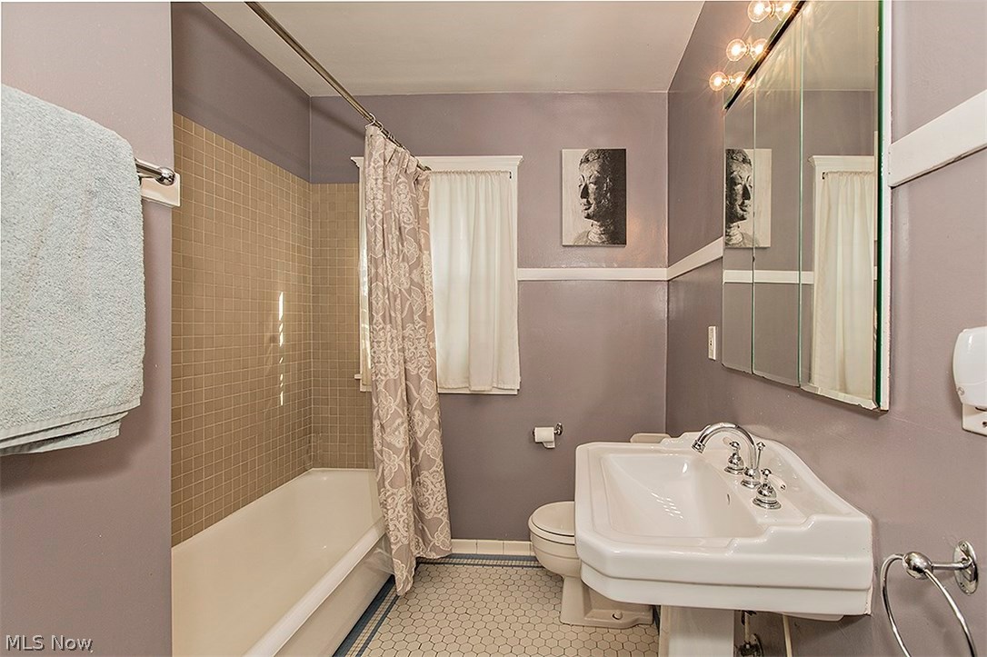 Forest Hill - Residential