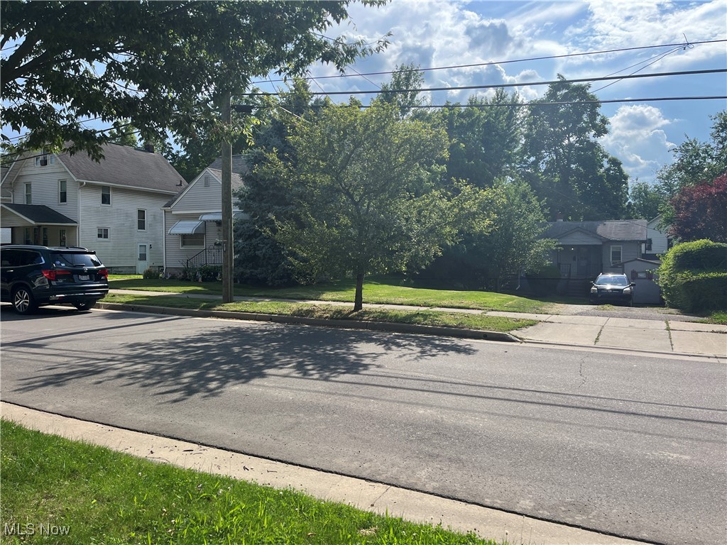 Kenmore Allotment - Land