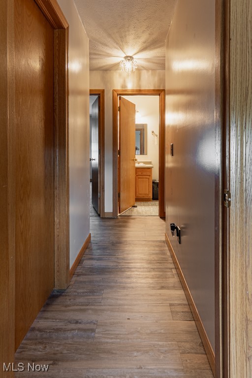 North Benton, Ohio 44449, United States, 3 Bedrooms Bedrooms, ,3 BathroomsBathrooms,Residential,Active,202052