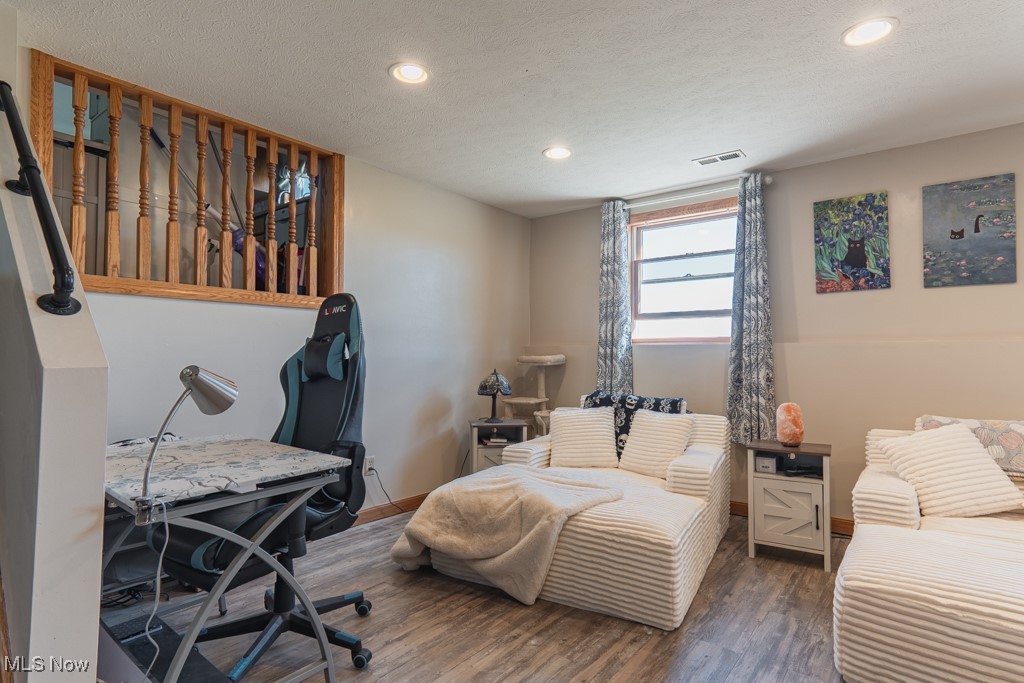 North Benton, Ohio 44449, United States, 3 Bedrooms Bedrooms, ,3 BathroomsBathrooms,Residential,Active,202052