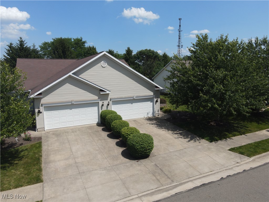 University Villa Condo Ph I - Residential