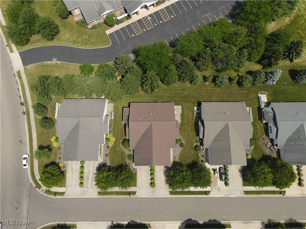 University Villa Condo Ph I - Residential