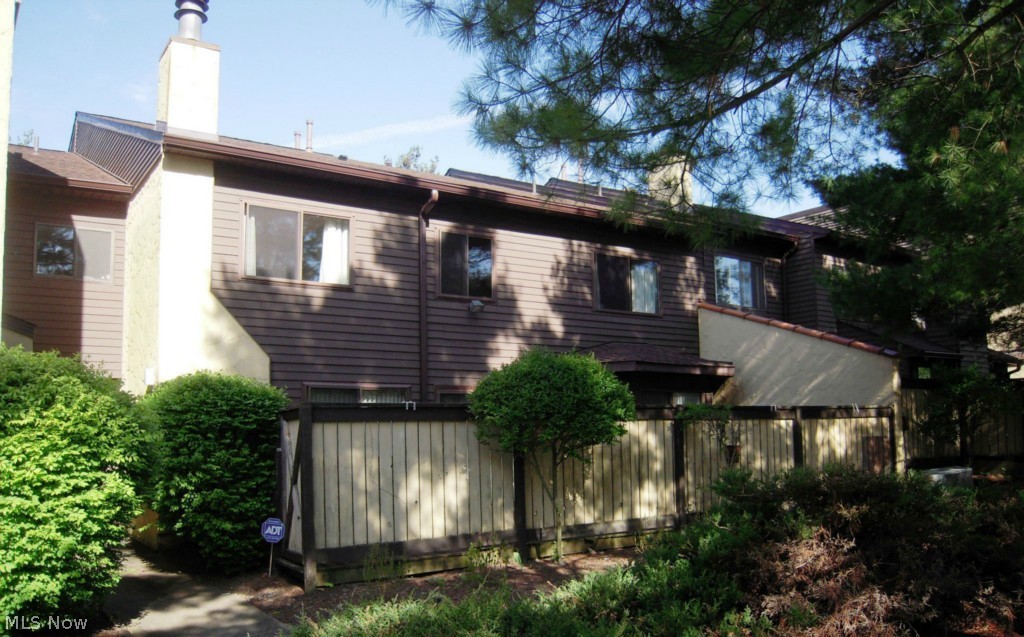 Hampton Woods - Residential