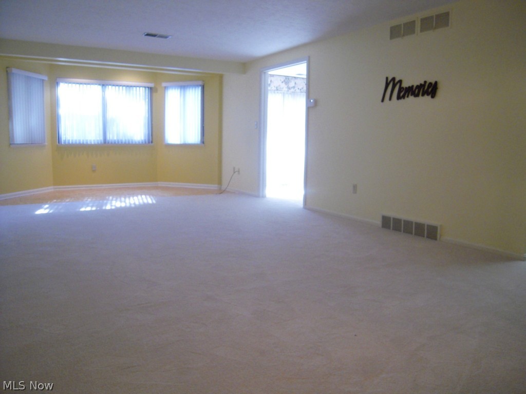 Hampton Woods - Residential