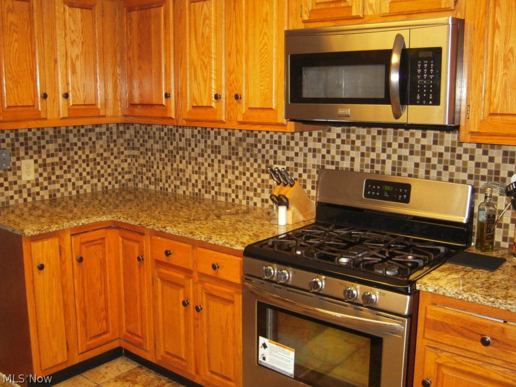 Hampton Woods - Residential