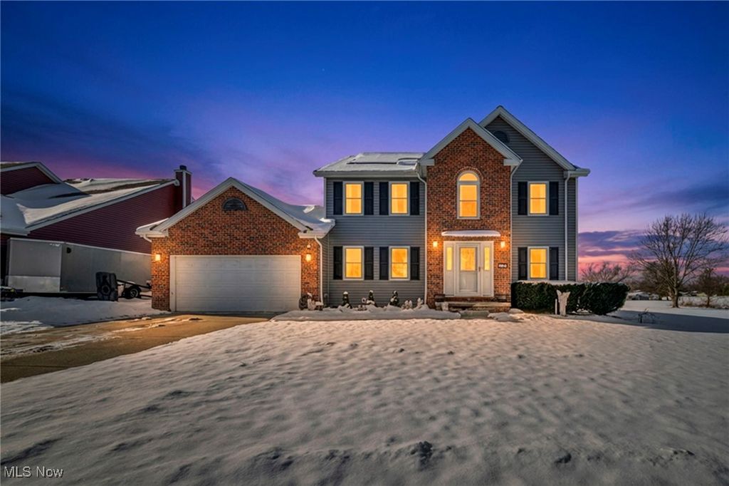 Photo of 708 Montgomery Drive, Brunswick, OH 44212 (MLS # 5182711)