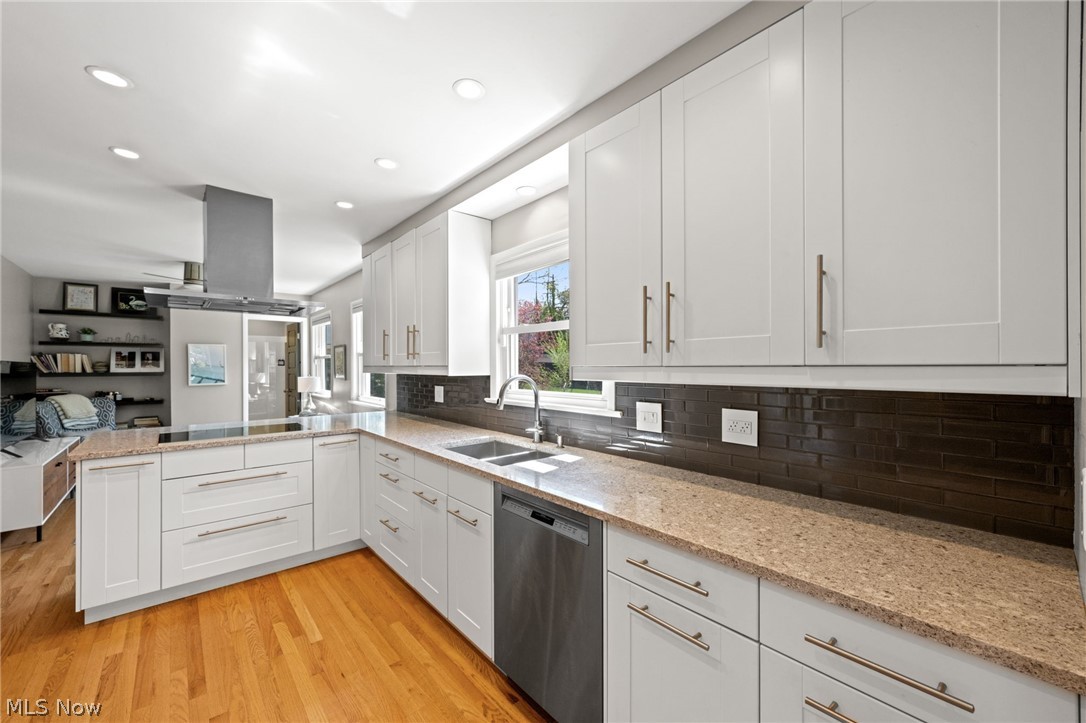 Beach Cliff - Residential