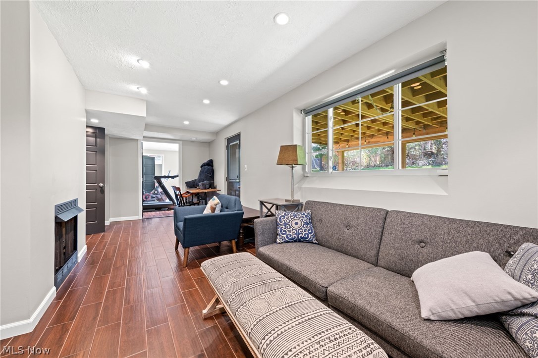 Beach Cliff - Residential