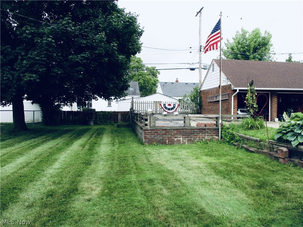 6411 Snow Road