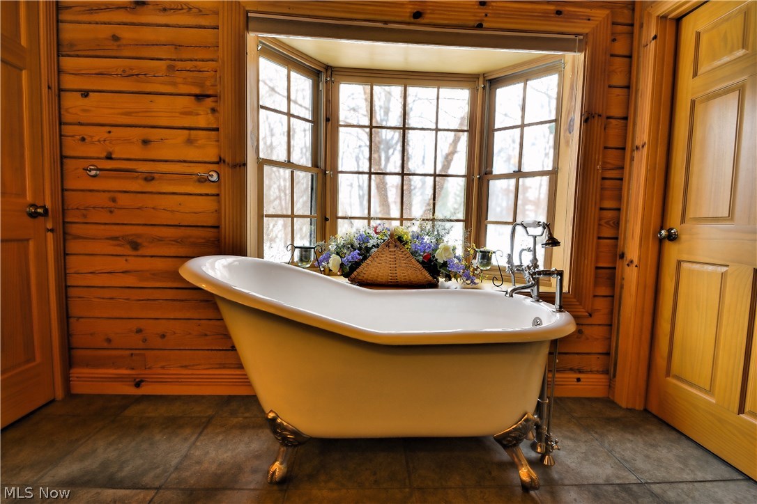 Olde Chartered - Residential