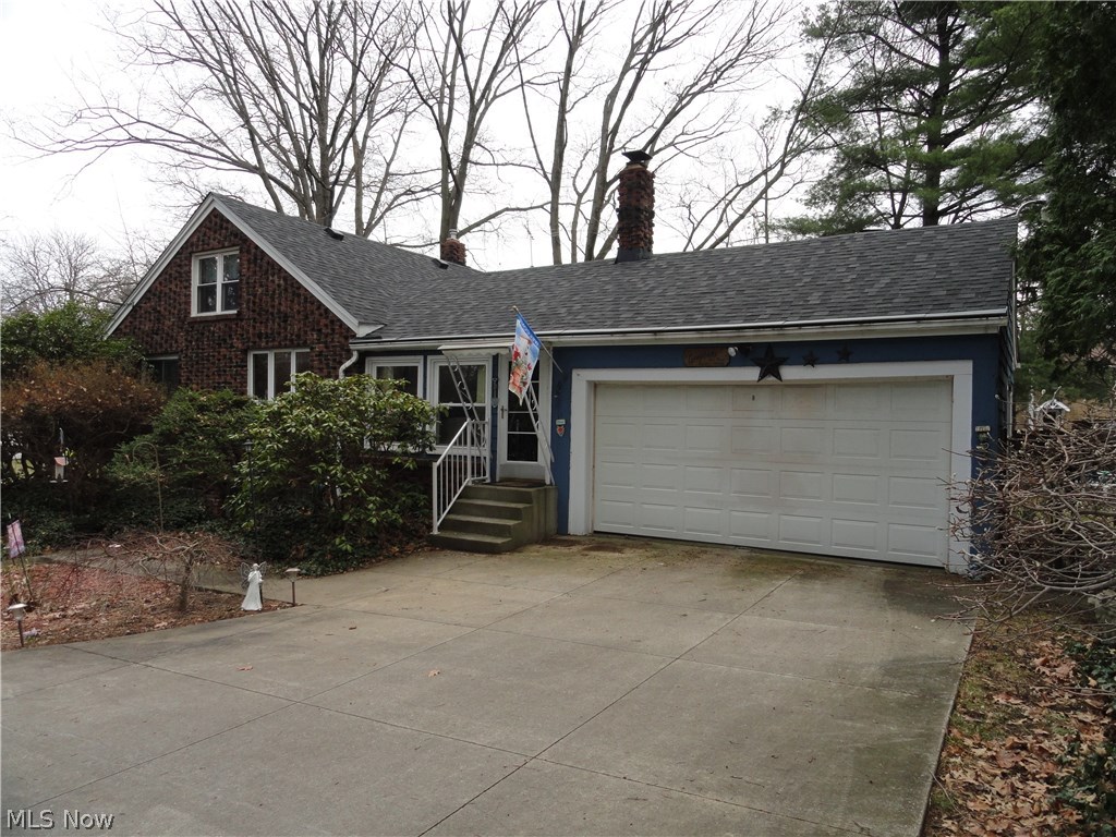 Falls Acres - Residential