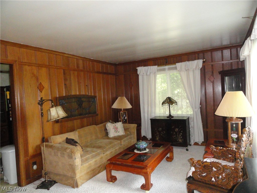 Falls Acres - Residential