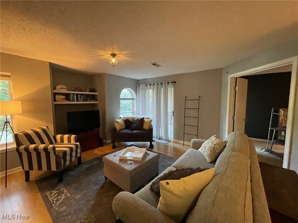 Fox Hollow/Woodhawk Condo Ph 02 - Residential