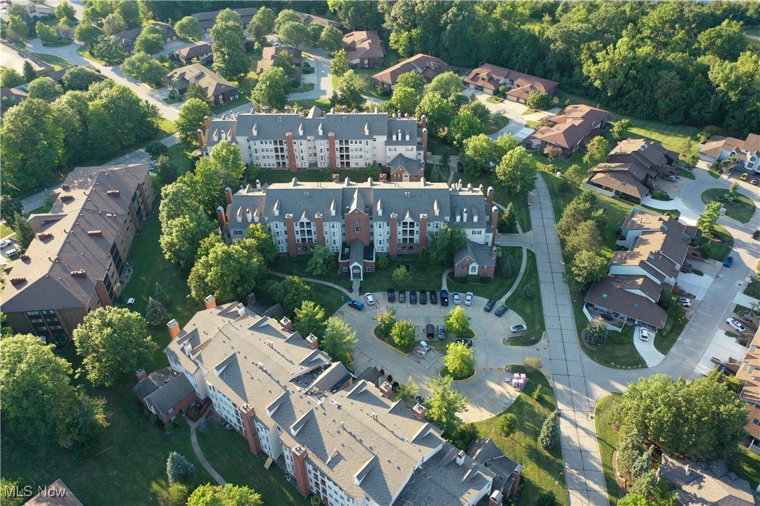 Fox Hollow/Woodhawk Condo Ph 02 - Residential