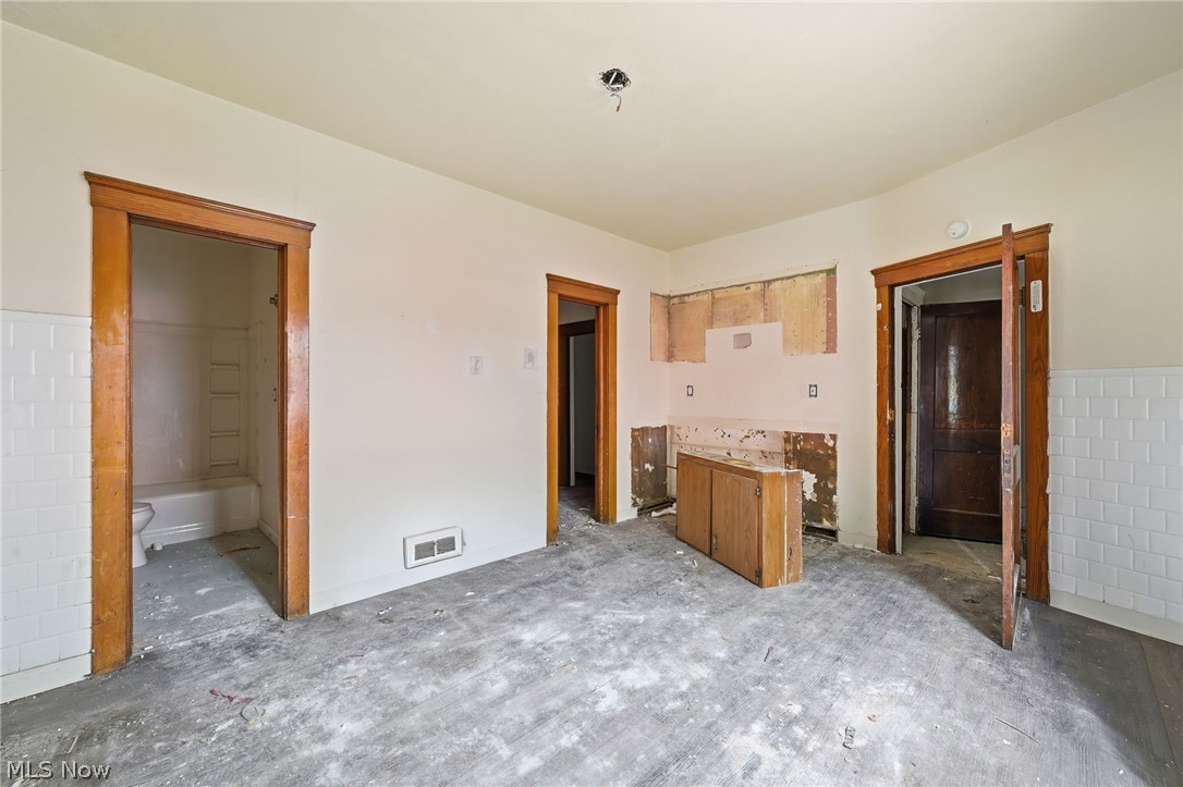 Stone Hickox & Others - Residential Income