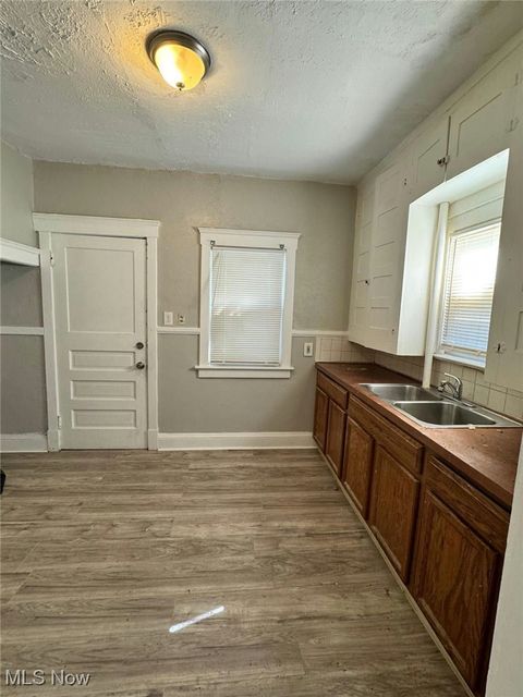 Tiny photo for 1057 E 146th Street, Cleveland, OH 44110 (MLS # 5184500)