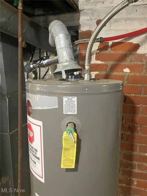 Tiny photo for 1057 E 146th Street, Cleveland, OH 44110 (MLS # 5184500)