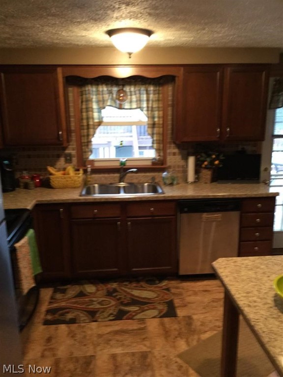 51 C CLUB - Residential