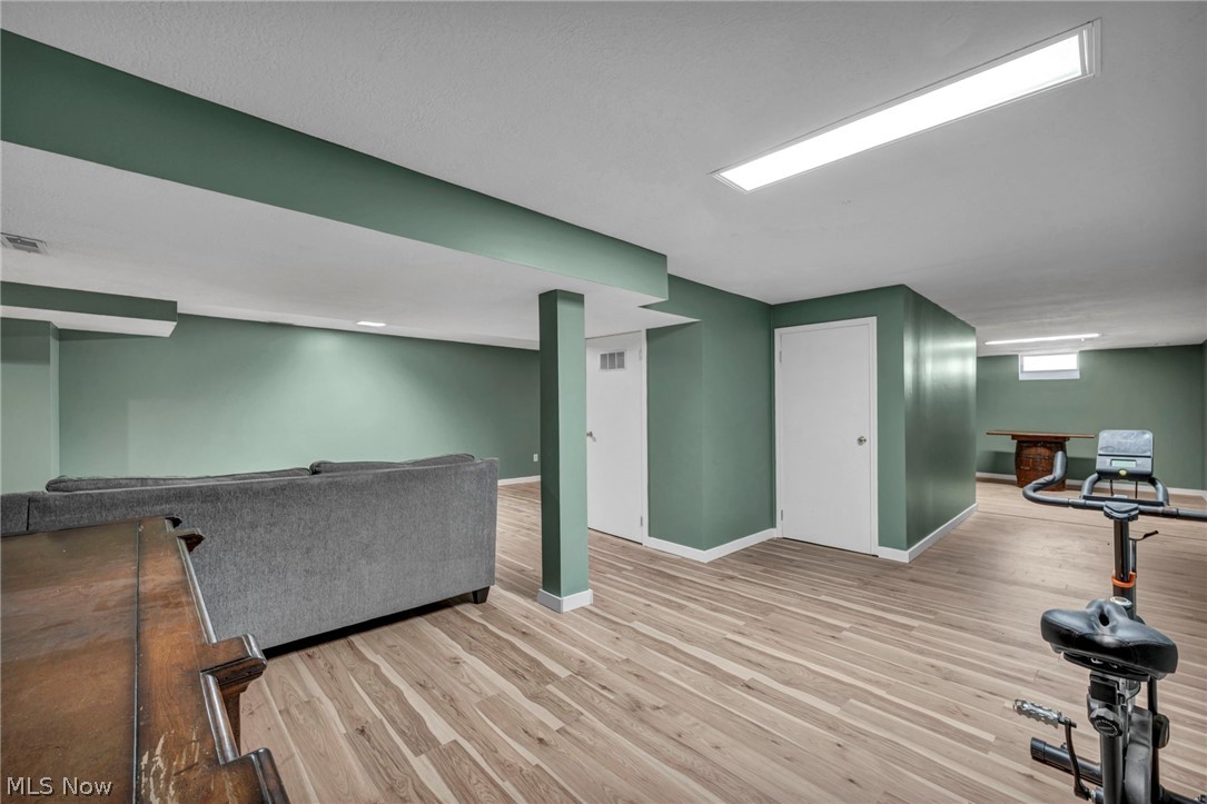 Montville Farms Medina - Residential