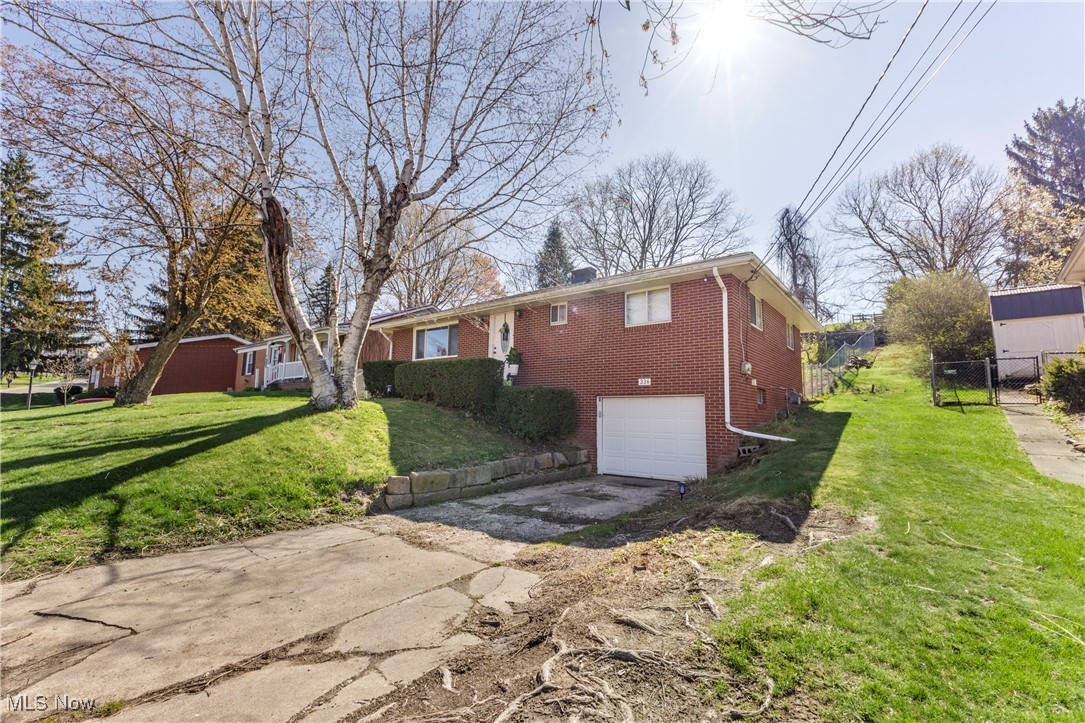 336 Springdale Avenue, Wintersville, Ohio image 2