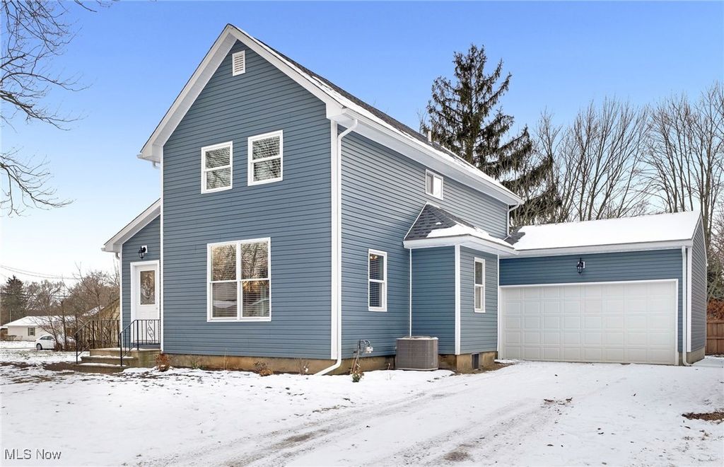 Photo of 407 Barker Street, Wellington, OH 44090 (MLS # 5176145)