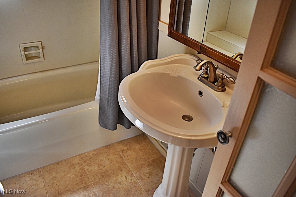 Walton Hills - Residential