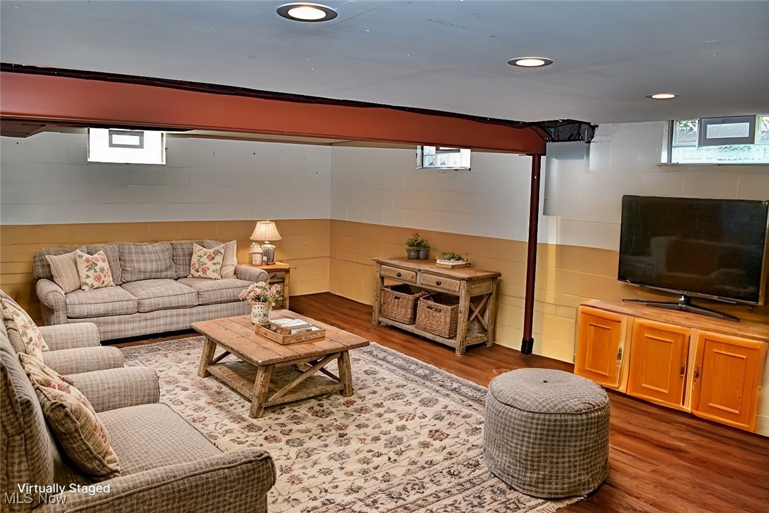 Walton Hills - Residential