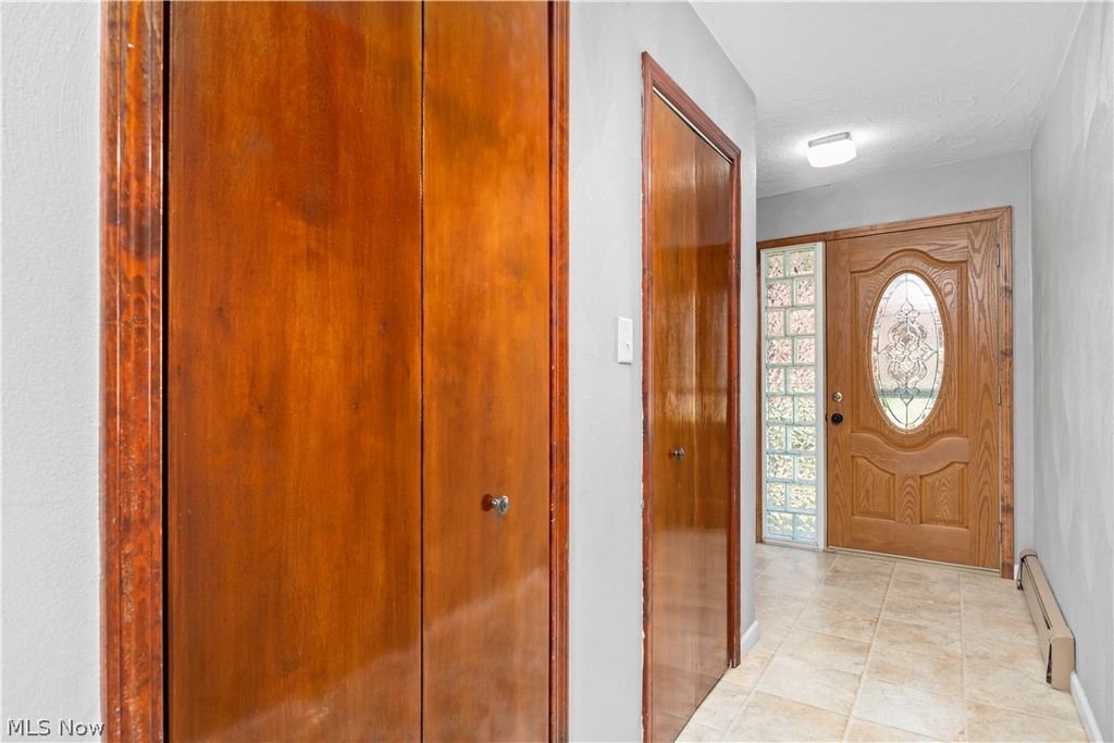 Photo of 44675 Middle Ridge Road, Amherst, OH 44001 (MLS # 5205306)