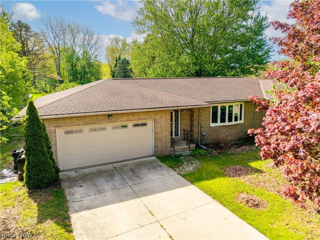 Photo of 44675 Middle Ridge Road, Amherst, OH 44001 (MLS # 5205306)