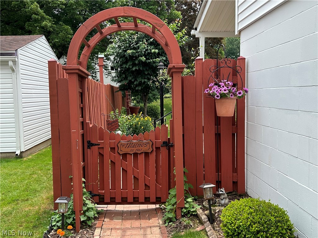 Tallmadge 15 - Residential