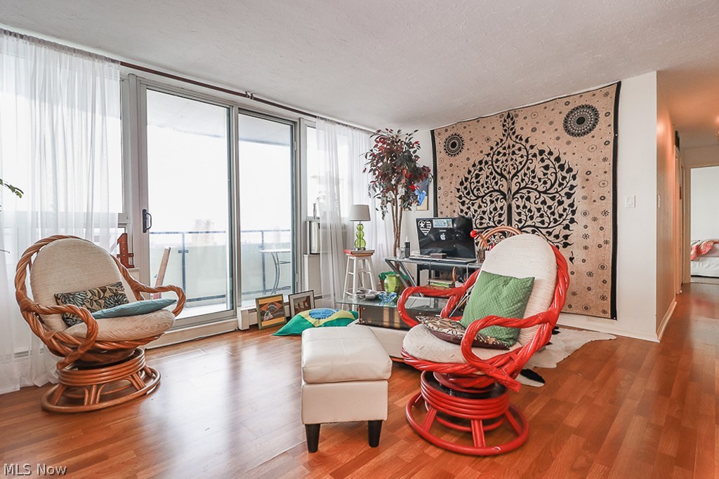 Envoy Condo - Residential