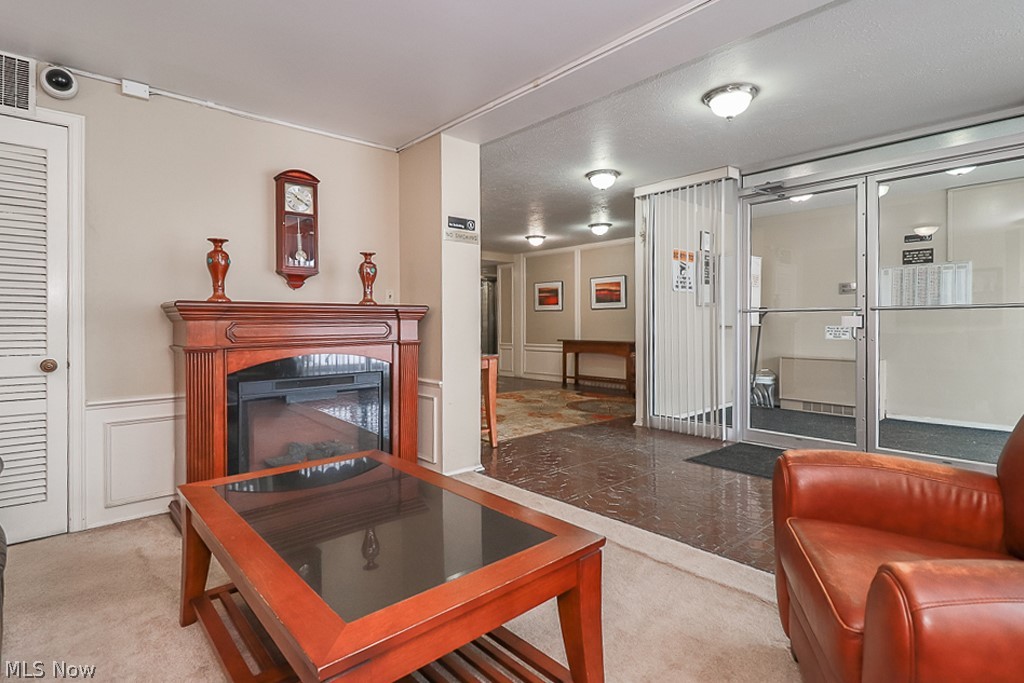 Envoy Condo - Residential