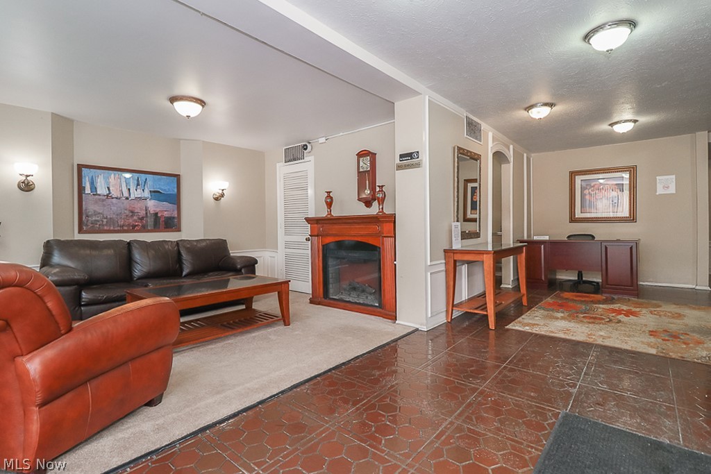 Envoy Condo - Residential