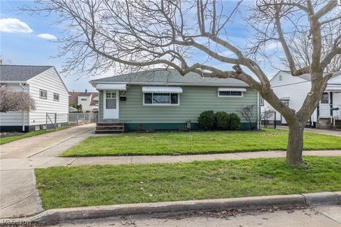 Homes For Sale - 5249 W 150th Street<br/> Brook Park, OH 44142