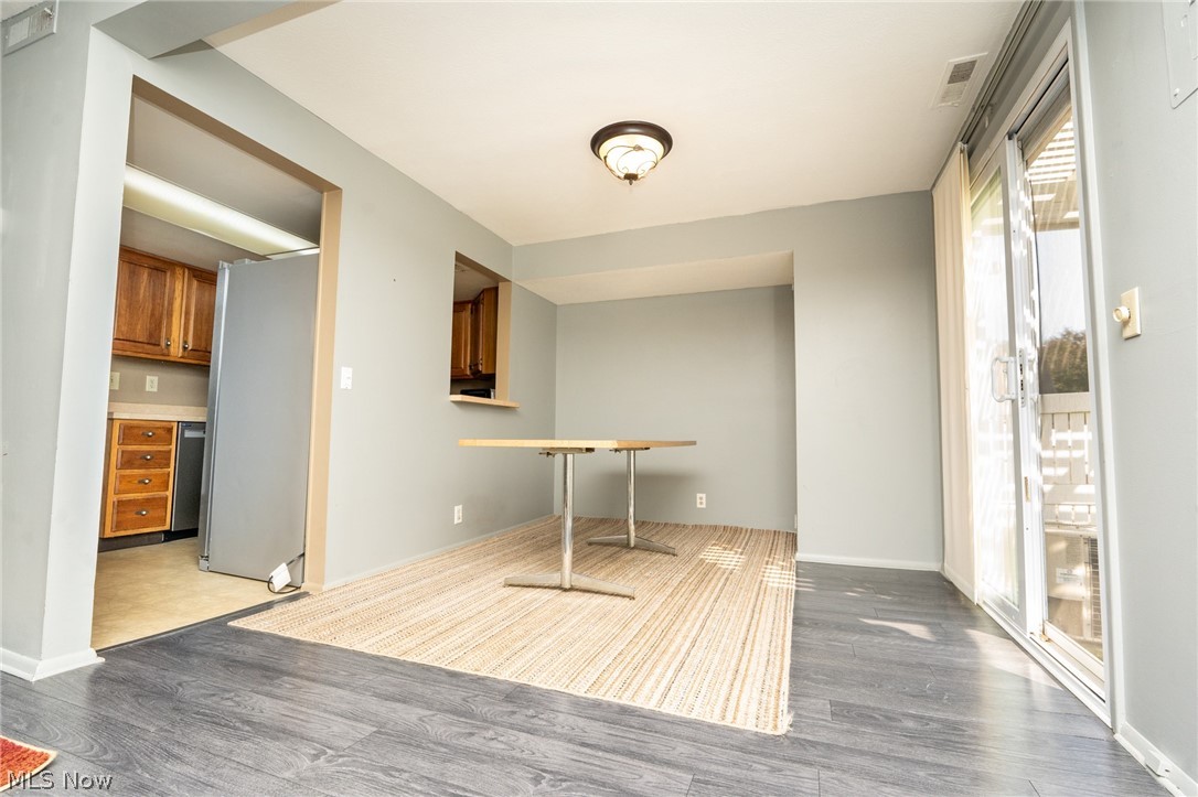 Great Oaks Condominiums - Residential