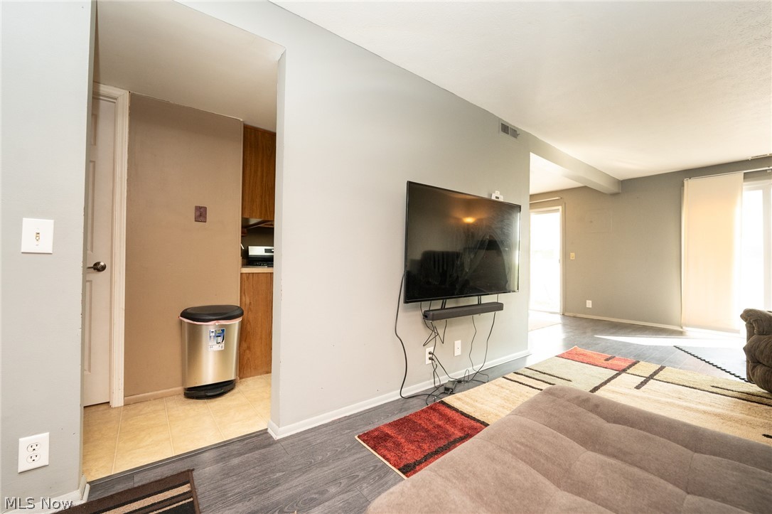 Great Oaks Condominiums - Residential