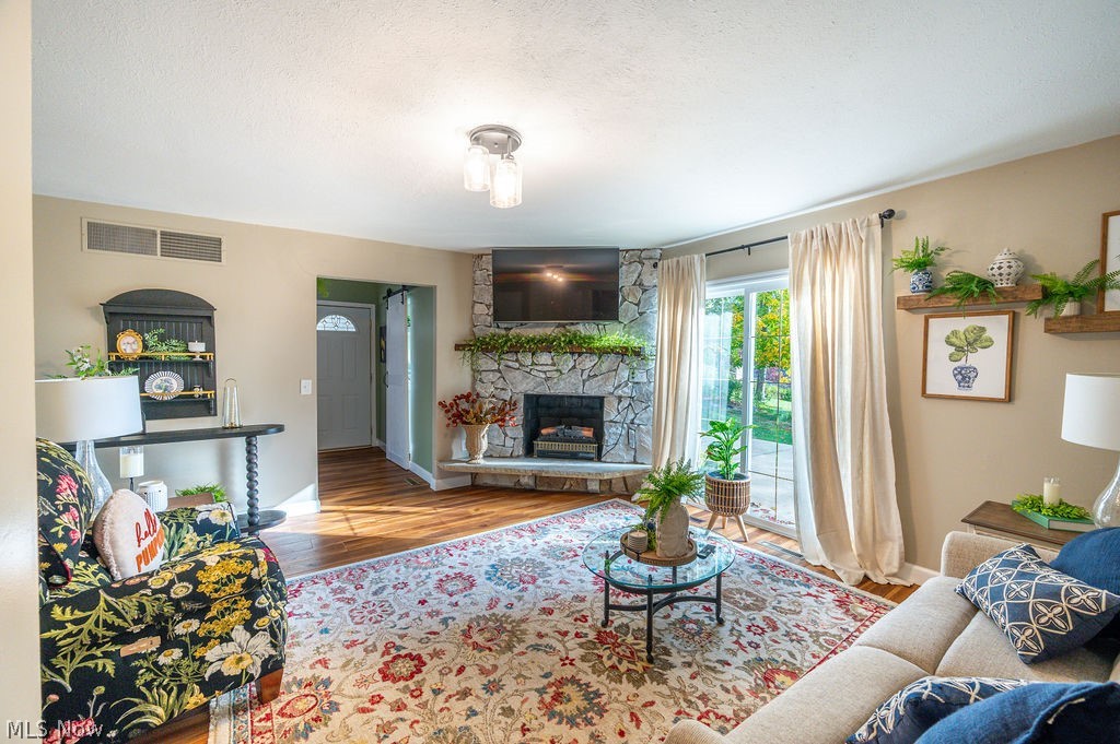 Somervilla Adn - Residential