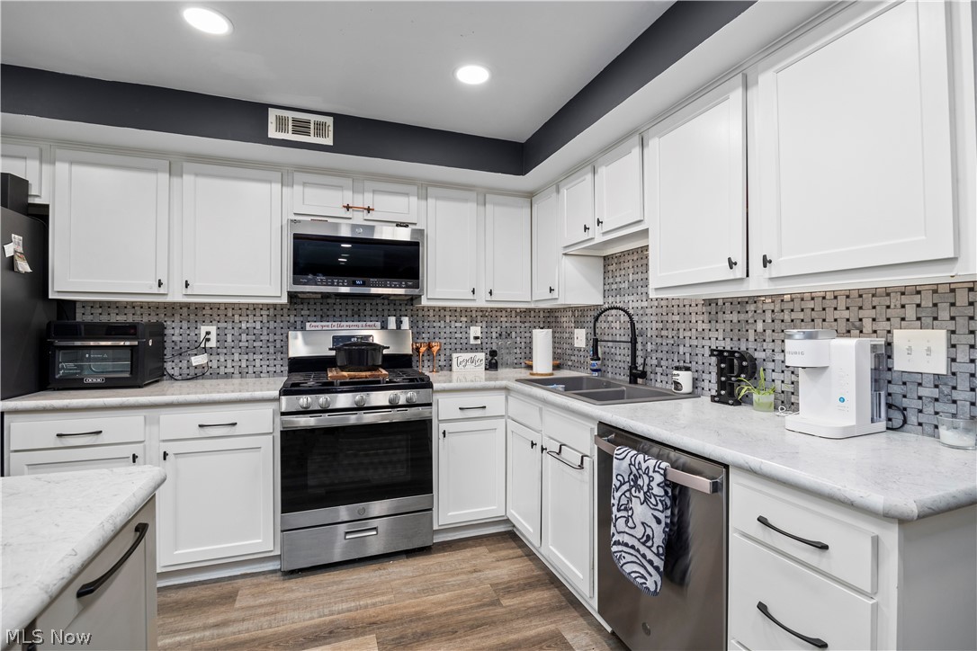 Great Oaks Condo 06 - Residential