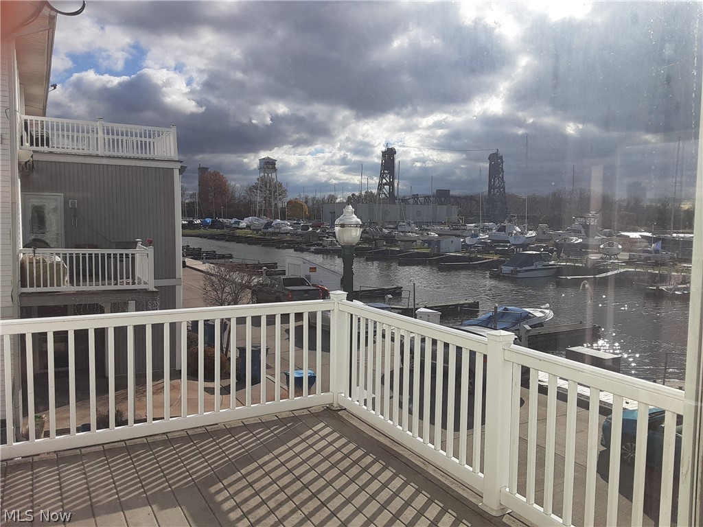 Harbor Wall/Black River - Residential