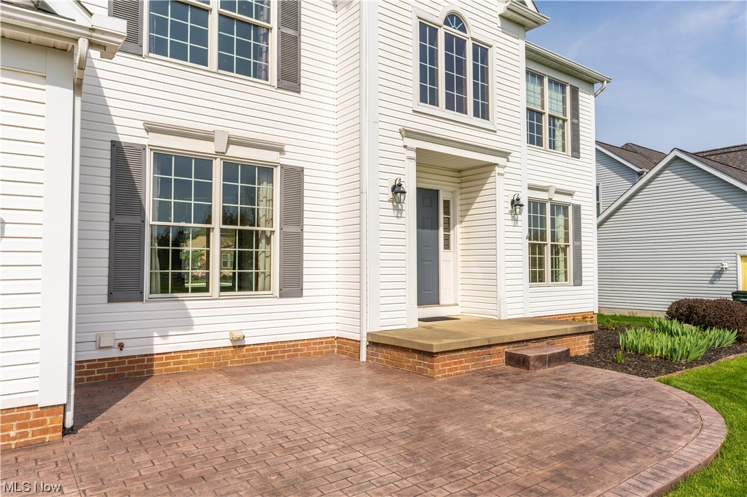 Emerald Lakes - Residential