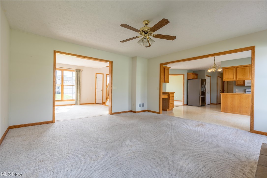 Emerald Lakes - Residential