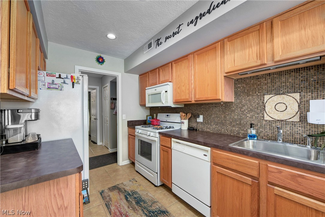 Villas Of Crystal Lake - Residential