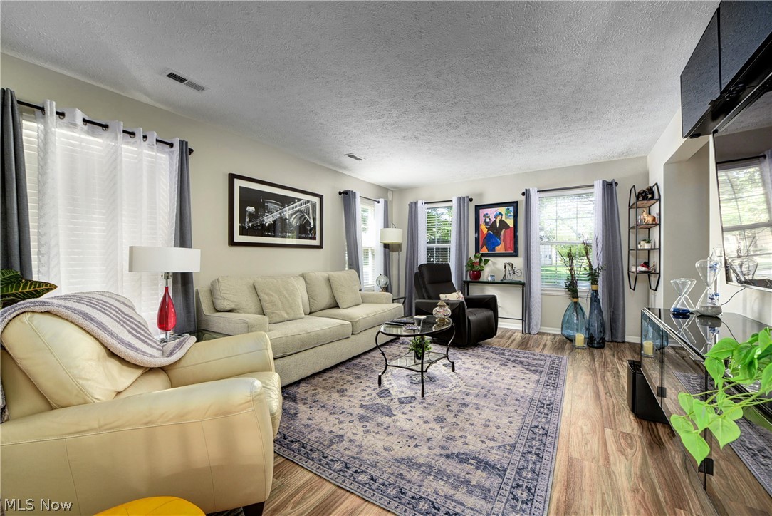 Villas Of Crystal Lake - Residential